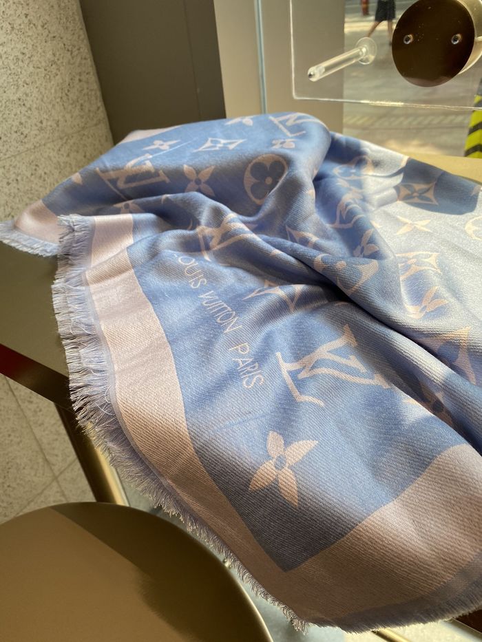 Louis Vuitton Scarf LVS00059